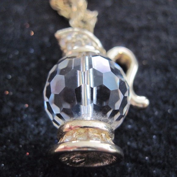 FLASH SALE SWARVOSKI SWAN SIGNED TEAPOT CHARM ON 24 INCH Goldtone NECKLACE - Picture 2 of 7